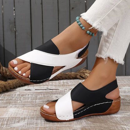 Wedge Sandalen met Contrastkleuren Comfortabel