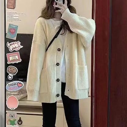 Dames Oversized Trui Wit V-hals Cardigan - StudioMarella