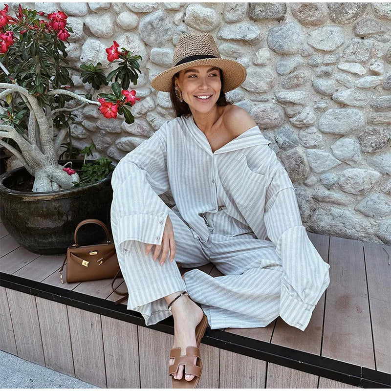 Vrouwelijke Gestreepte Pyjama Set Comfortabel