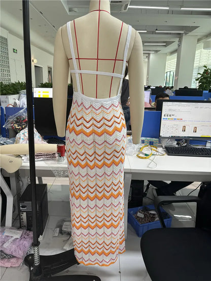 Zomerjurk Vrouw Zwart Golvend Patroon Open Rug