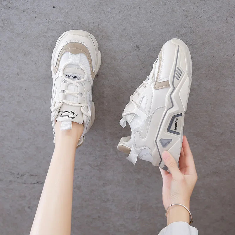 Hoge Wedgesneakers Luxe Herfststijl