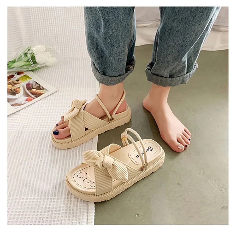 Platform Sandalen met Hak en Gouden Details