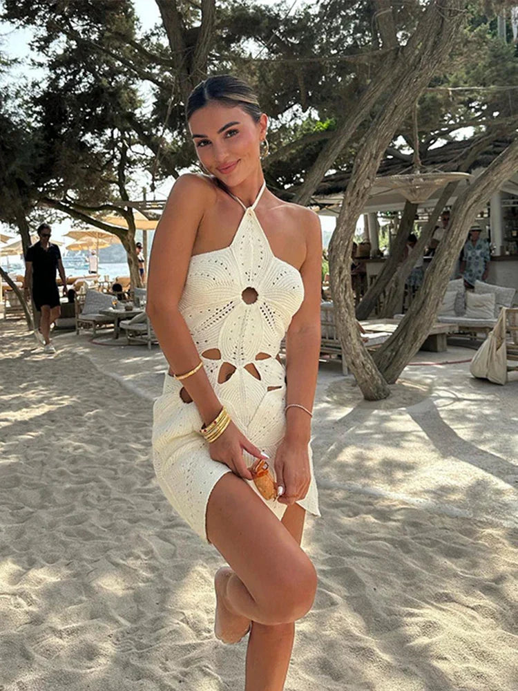 Sexy Mini Jurk met 3D Bloemen en Open Rug