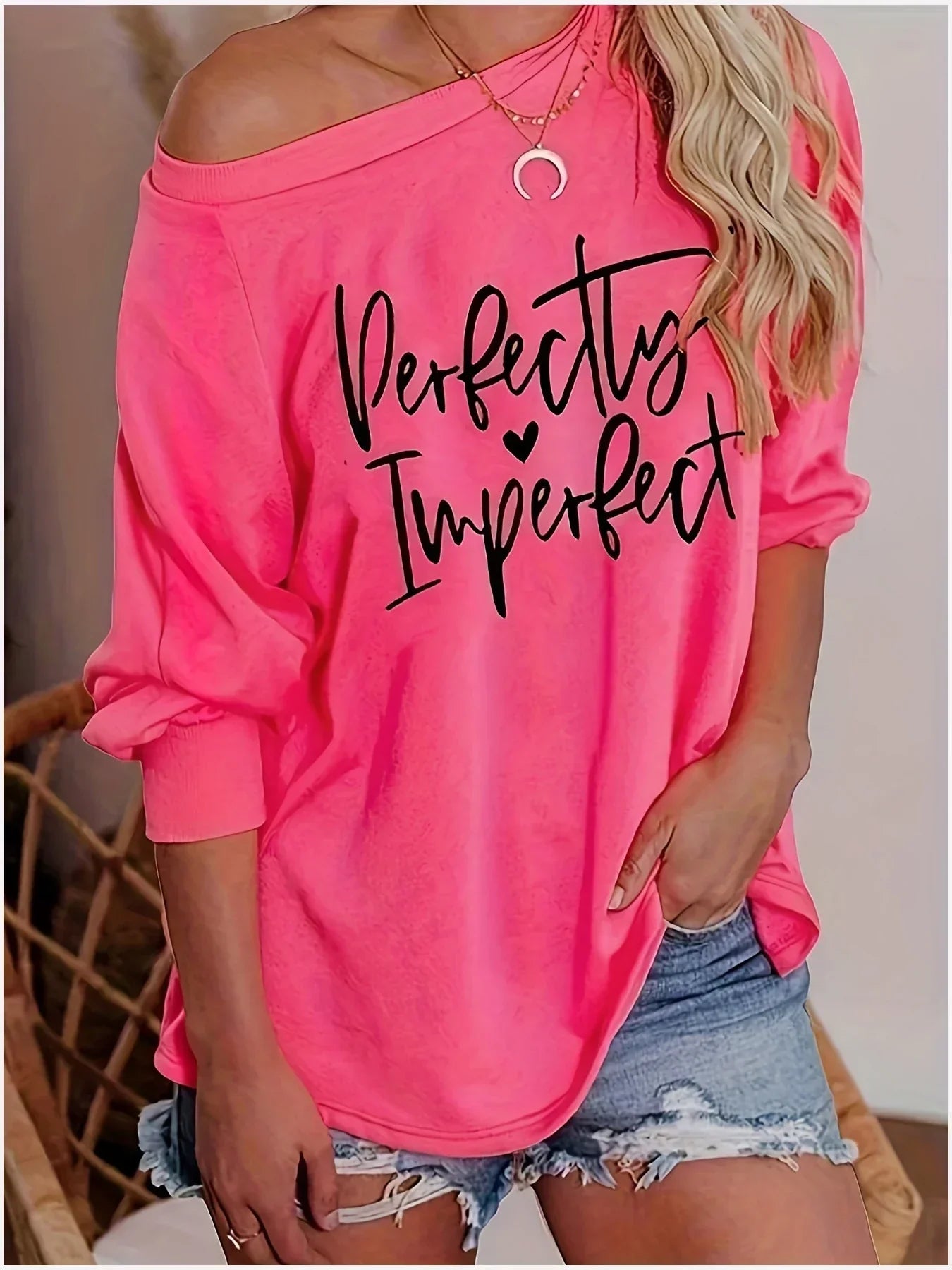 Vrouwelijke Off-Shoulder Blouse Perfetto Stijl