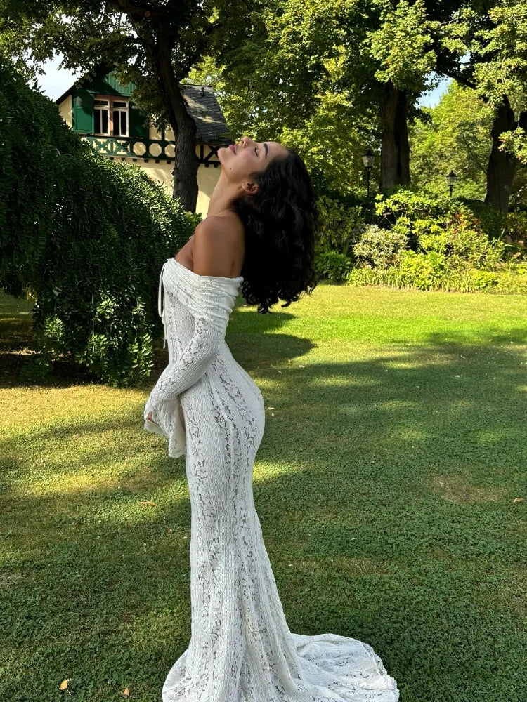Off-Shoulder Maxi Jurk met Kant en Ruffles Elegante Vrouwelijke Stijl