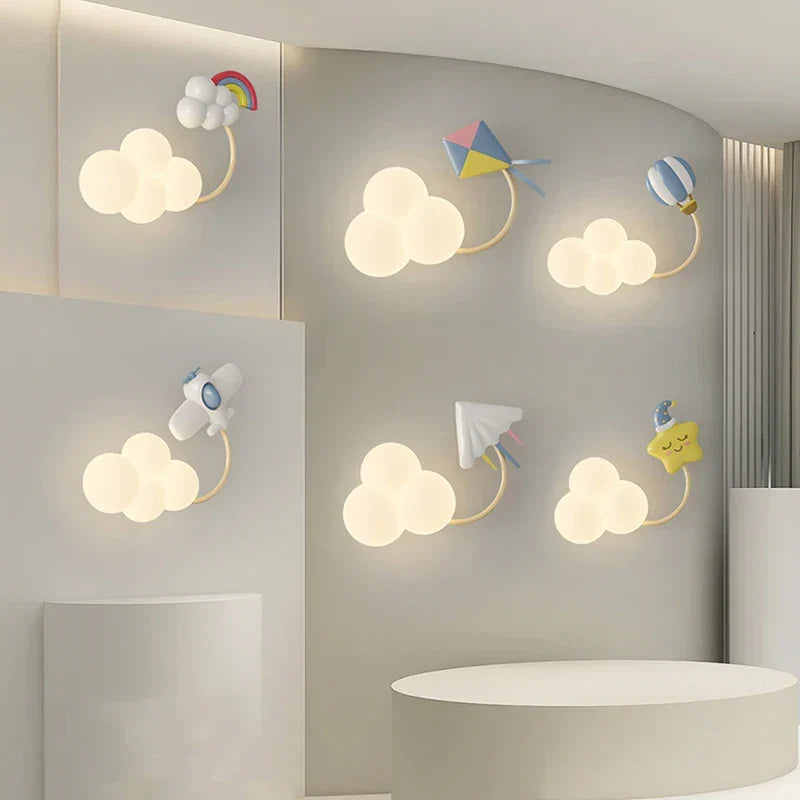 Kinderkamer Wandlamp met Sterren, Regenboog en Vliegtuig – Creatieve LED Verlichting voor Babykamer en Speelkamer