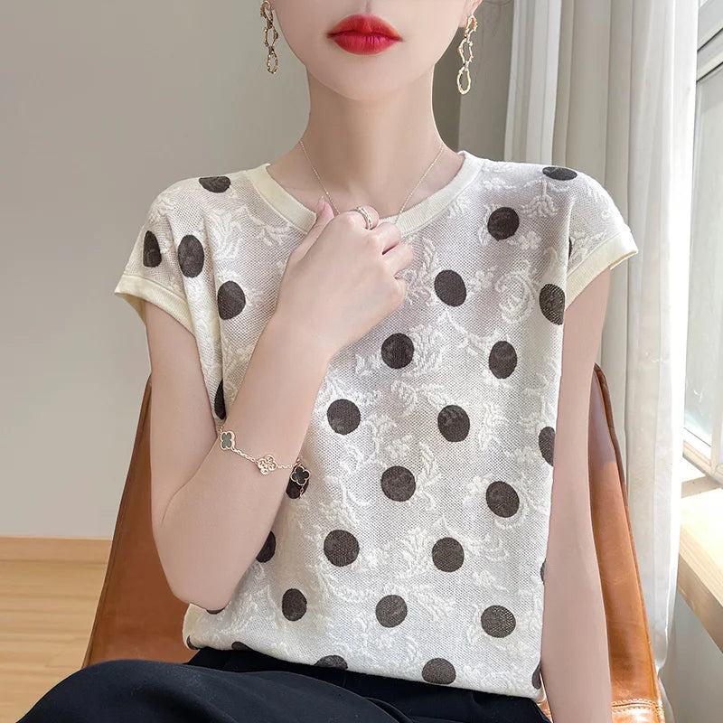Vrouwelijke Zomer Blouse met Polka Dots