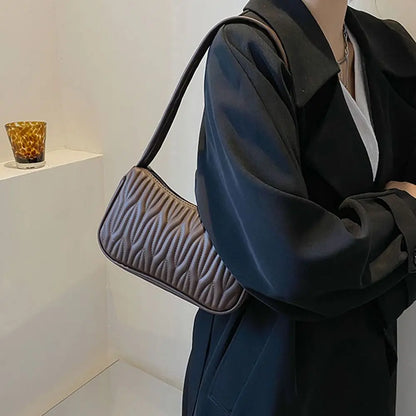 Luxe Handtas van Leer met Gouden Sluiting