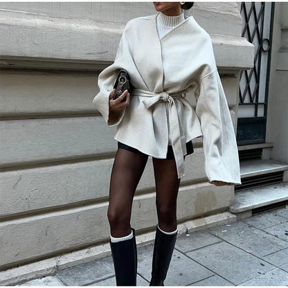 Jas met Strikceintuur Elegant Klassiek Design