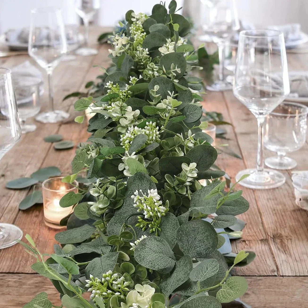 Kunstmatige Eucalyptus Slinger 2-Delige Set | Natuurlijke Groene Decoratie voor Interieur en Feesten | 180cm Lange Zijden Guirlandes