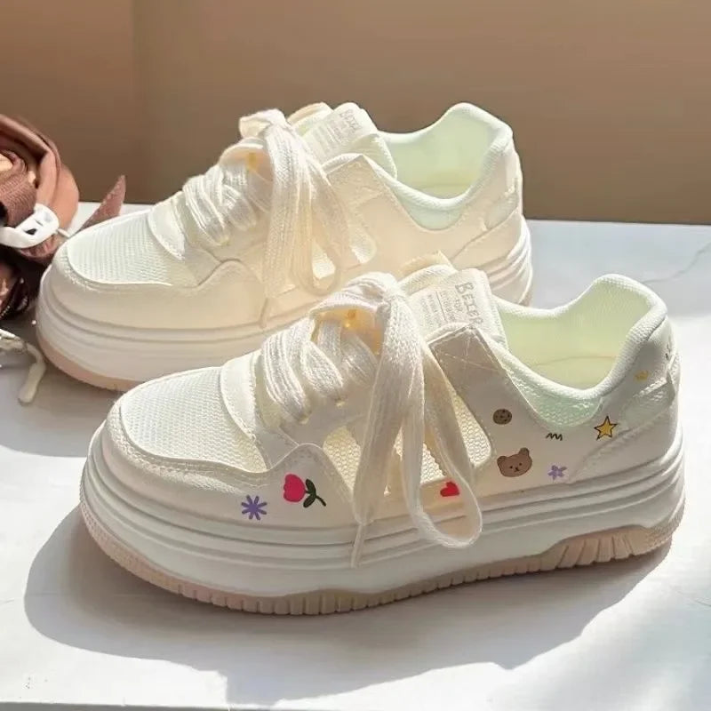 Kleurrijke Cartoon Sneakers Zomer Collectie
