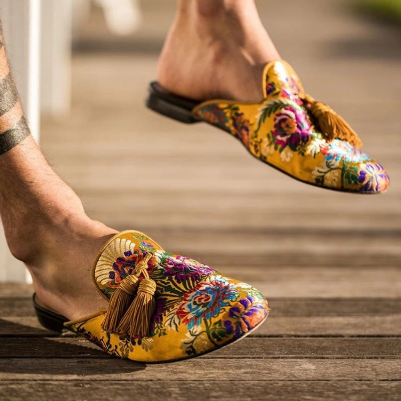 Vrouwenschoenen Bloemenprint met Kwastjes - StudioMarella