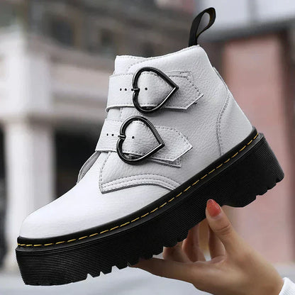 Dames Enkelboots met Hartvormige Gesp Comfortabel Leer