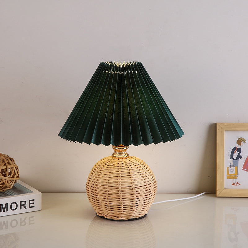 Rotan Tafellamp Geplooide Kap USB 5W Slaapkamer Nachtkastje Scandinavisch Boho Sfeerverlichting Riet Bureau Leeslamp