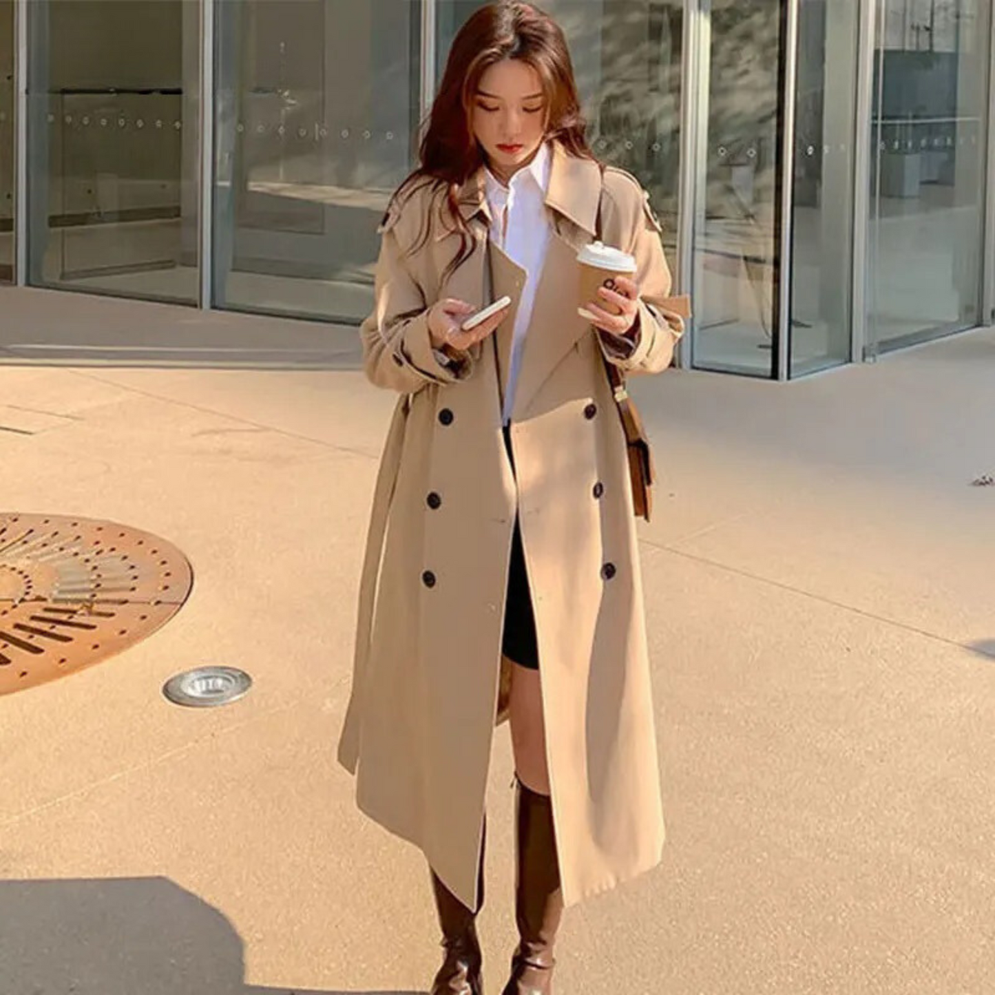 Donkerbruine Waterdichte Trenchcoat voor Dames - StudioMarella