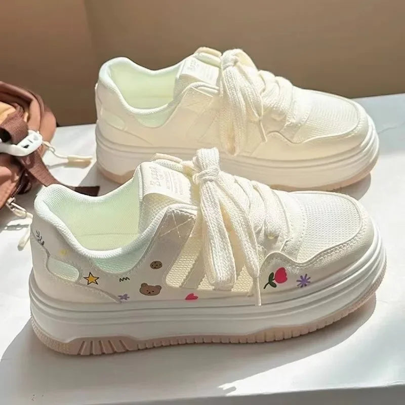 Kleurrijke Cartoon Sneakers Zomer Collectie