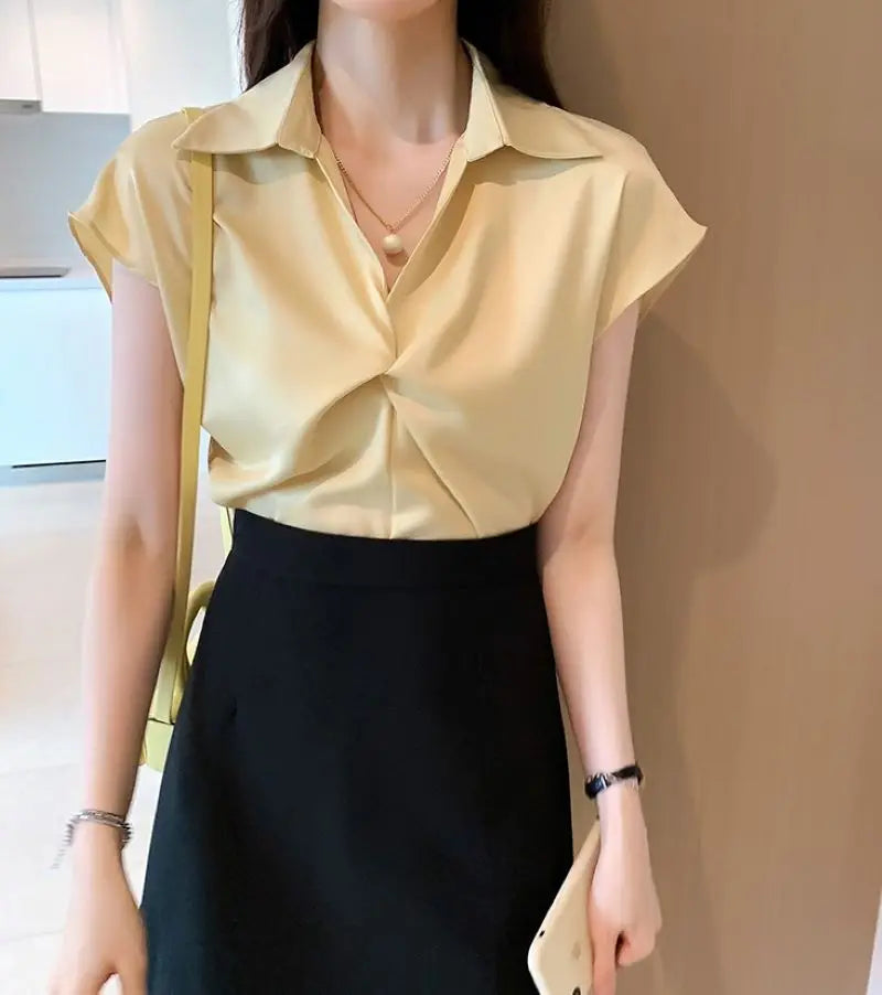 Vrouwelijke Zomerblouse Korte Mouwen Satijn Look