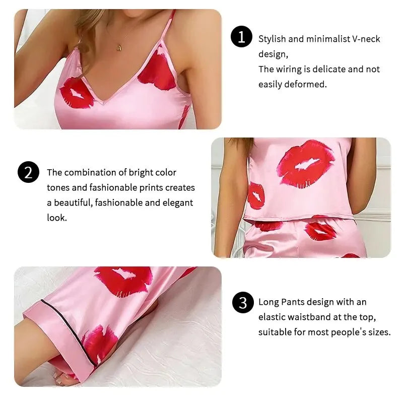 Satijnen Pyjamaset met Lippenprint Ontwerp
