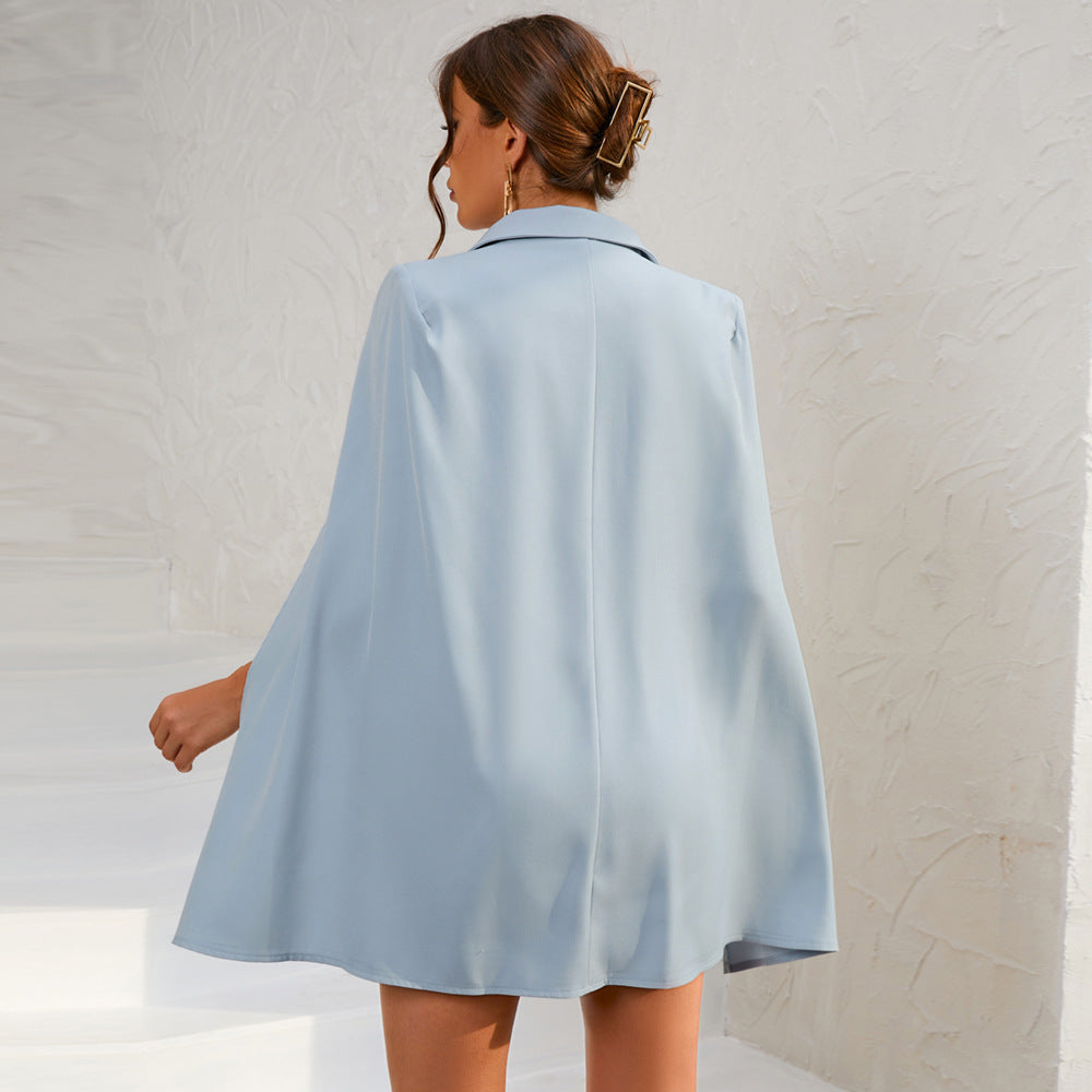 Zwarte Capejurk met Gouden Blazerdetails