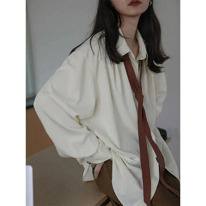 Dames Oversized Hemd Grijs Minimalistisch Model