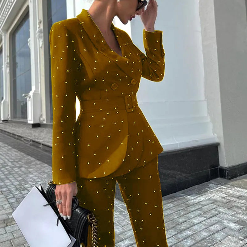 Vrouwelijke Jas en Broek Combinatie