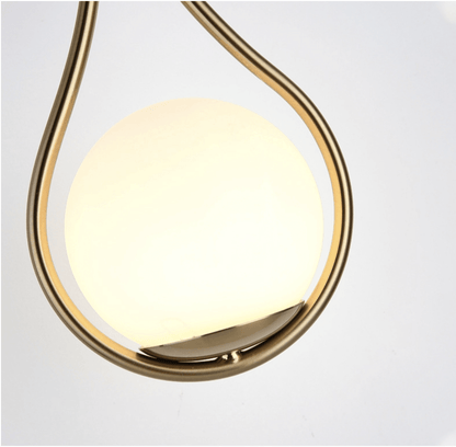 Moderne Scandinavische Wandlamp met Metalen Afwerking