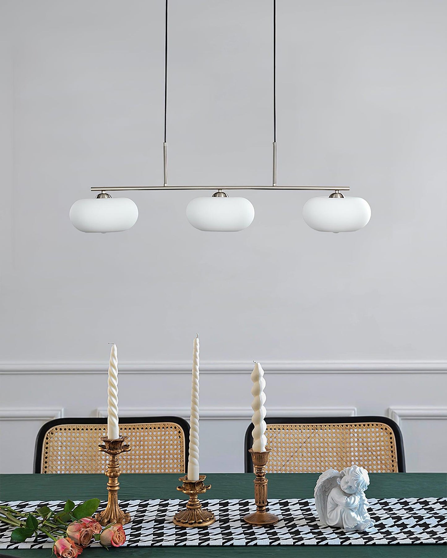 Design Hanglamp met 3 Globe Kapjes - Stijlvolle Eetkamerverlichting voor Tafel en Kookeiland - Verstelbaar 150 cm - Nikkel of Goud - E26/E27