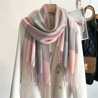 Geruite Sjaal met Klassiek Patroon – Warm & Stijlvol Accessoire voor Herfst en Winter