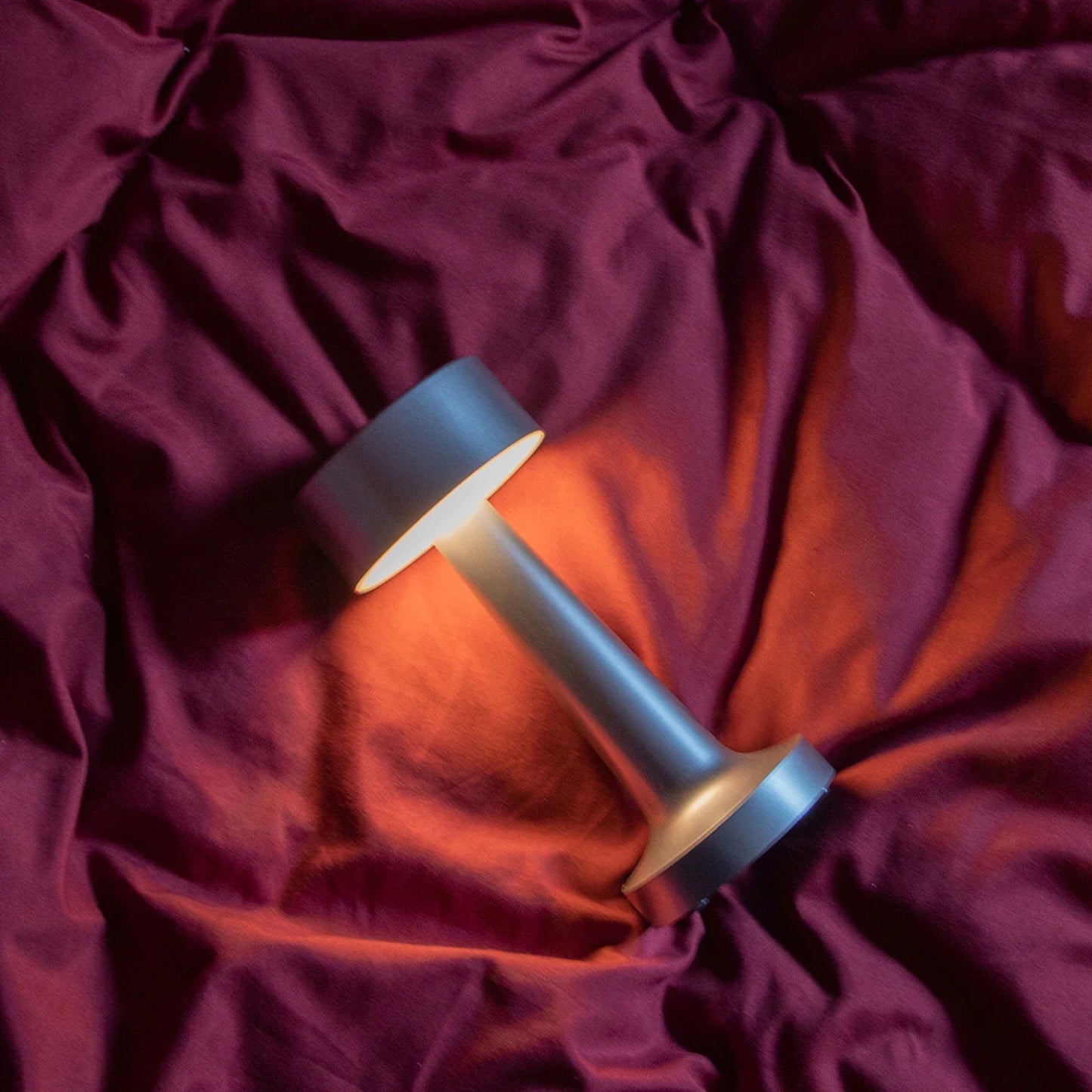 Draadloze Design Tafellamp LED Metaal Acryl Dimbaar Touch Sfeerlamp Industrieel