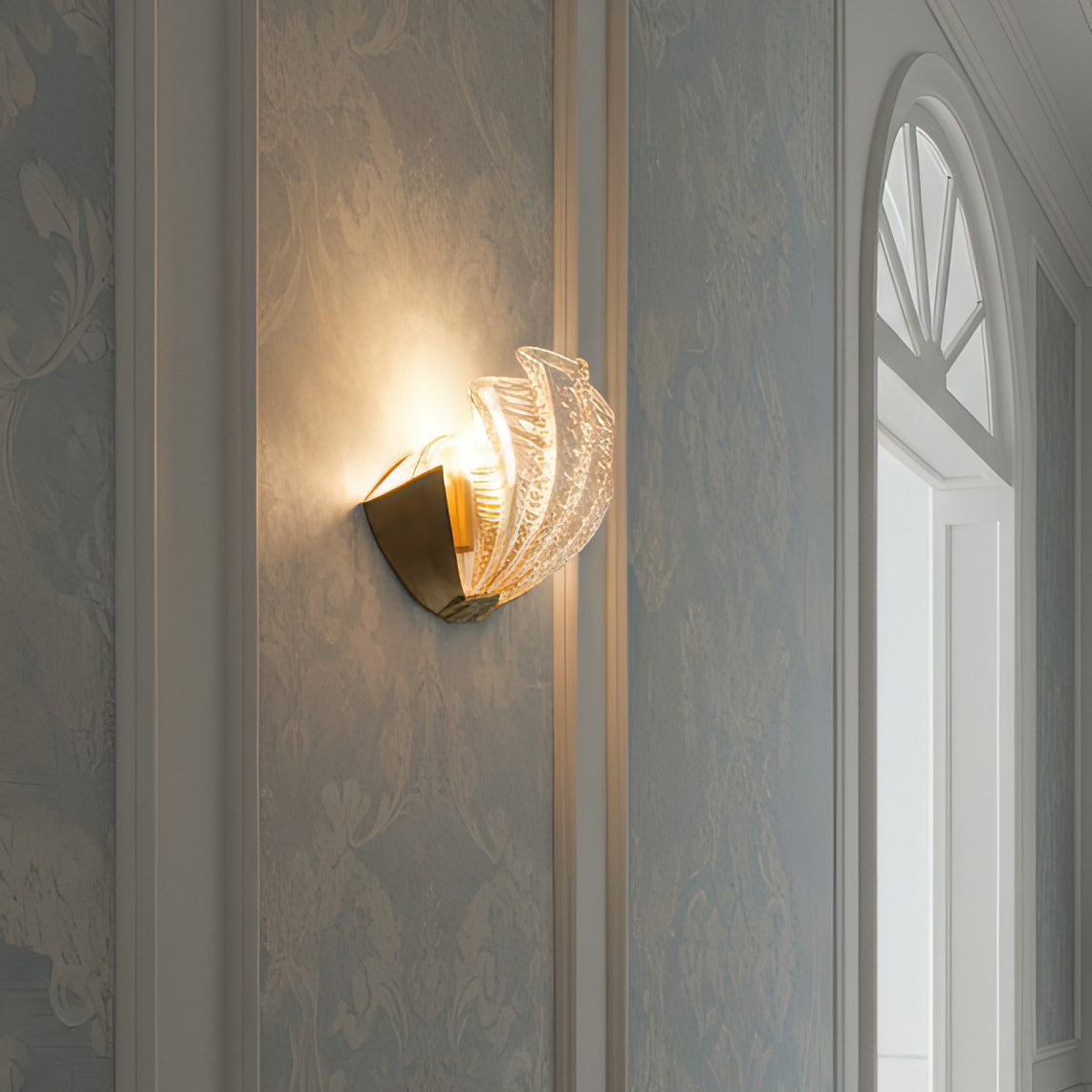 Glazen Wandlamp Schelp Design Messing & Glas Luxe Afwerking voor Gang en Slaapkamer