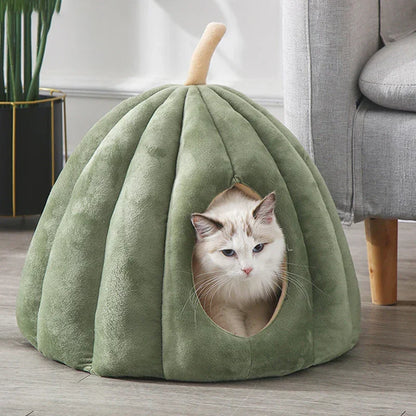 Gesloten Huisdierbed – Warm Pluche Design voor Katten en Kleine Honden