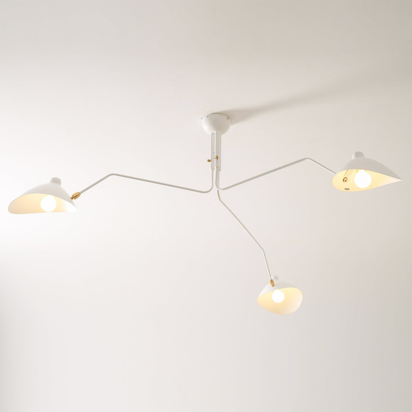 Plafondlamp Spider 3 Armen Mid-Century Modern Messing Verstelbaar Zwart Wit Grote Ruimte Restaurant Loft Stalen Armatuur Geïnspireerd Design
