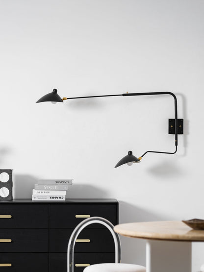 Wandlamp met verstelbare armen — industriële wandverlichting in aluminium en messing — vintage design — moderne wandlamp voor woonkamer slaapkamer