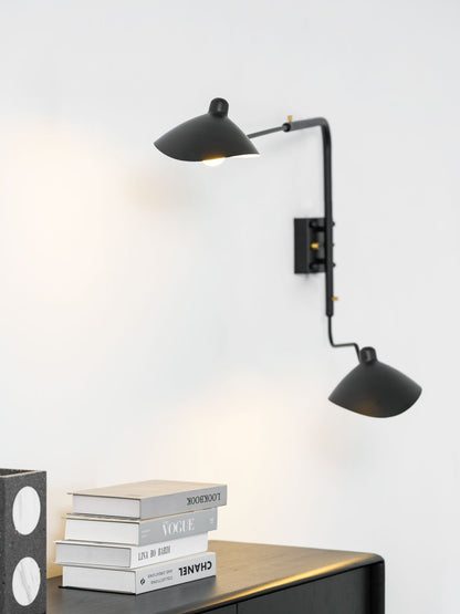 Wandlamp met verstelbare armen — industriële wandverlichting in aluminium en messing — vintage design — moderne wandlamp voor woonkamer slaapkamer