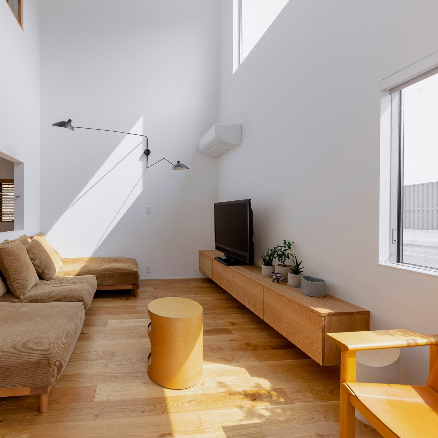 Wandlamp met Verstelbare Gelenkarm Zwart Modern Design voor Woonkamer Werkkamer Flur