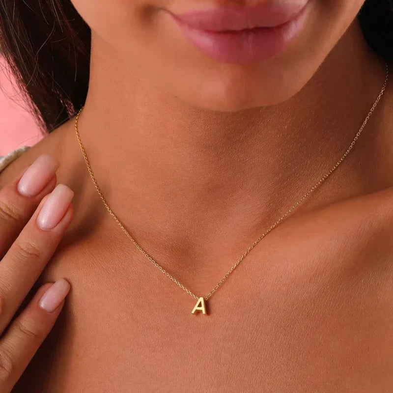 Minimalistische Letter Initiaal Ketting – Edelstaal met Verstelbare Ketting – Personaliseerbaar – Elegant voor Dagelijks of Feestelijk