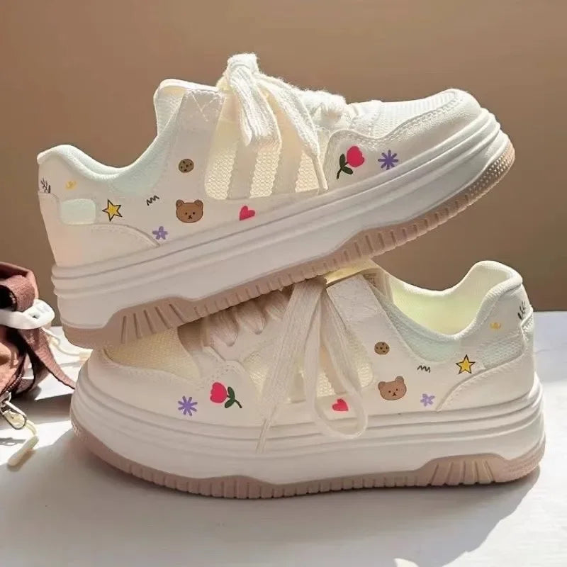 Kleurrijke Cartoon Sneakers Zomer Collectie - StudioMarella