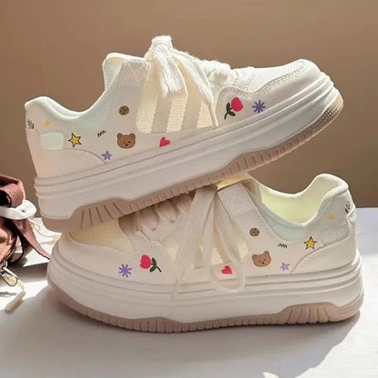 Kleurrijke Cartoon Sneakers Zomer Collectie - StudioMarella