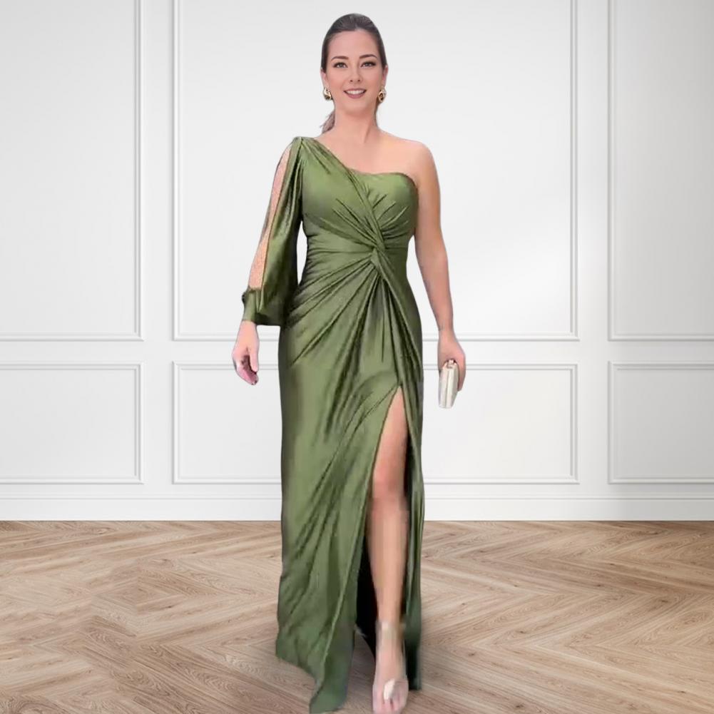 Een Schouder Avondjurk met Hoge Split en Glamour Look
