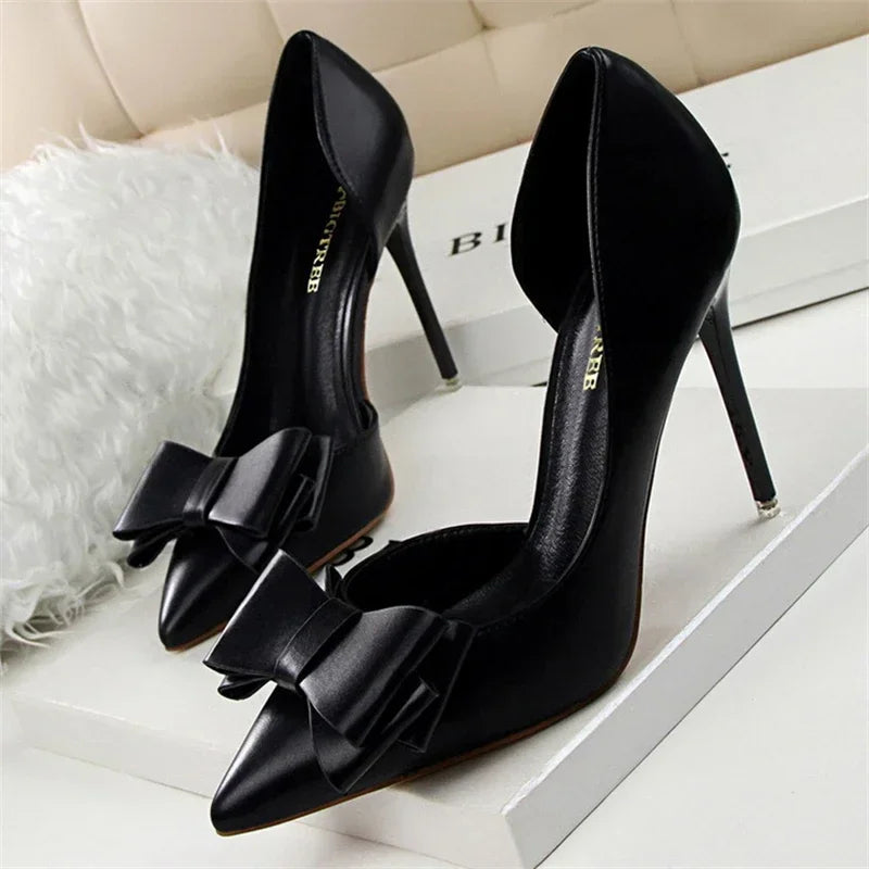 Pumps met Strik Detail en Puntige Neus voor Vrouw