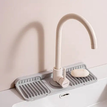 Flexibele Siliconen Lekmat voor Kraan – Voorkomt Waterplassen en Beschermt je Werkblad