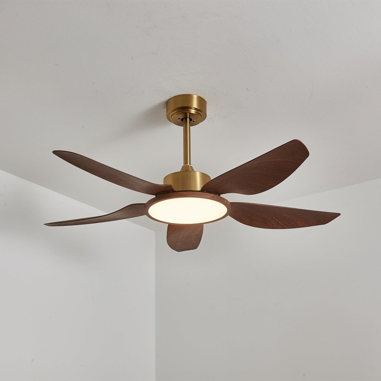 Moderne Plafondventilator met Verlichting Walnoot & Messing – Ø106cm/Ø122cm