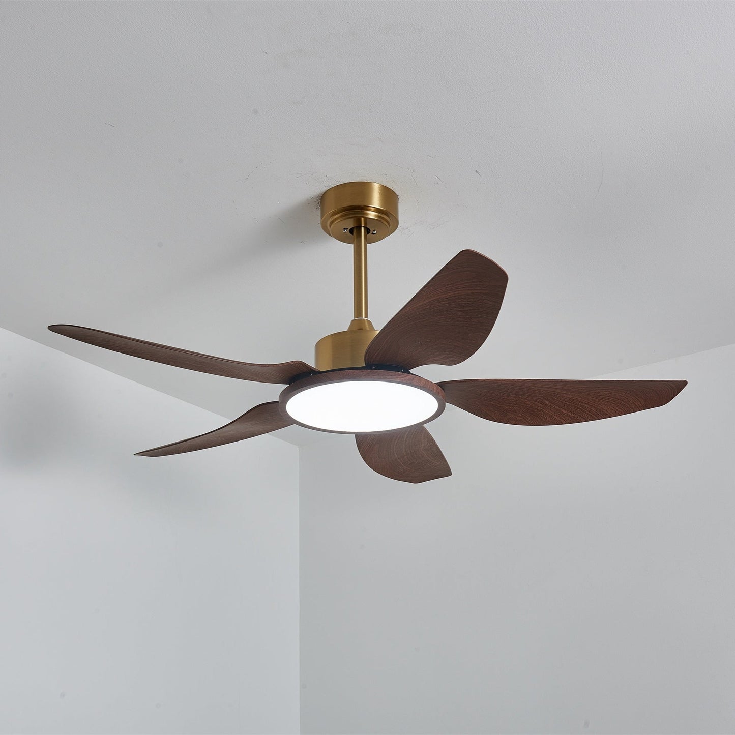 Moderne Plafondventilator met Verlichting Walnoot & Messing – Ø106cm/Ø122cm