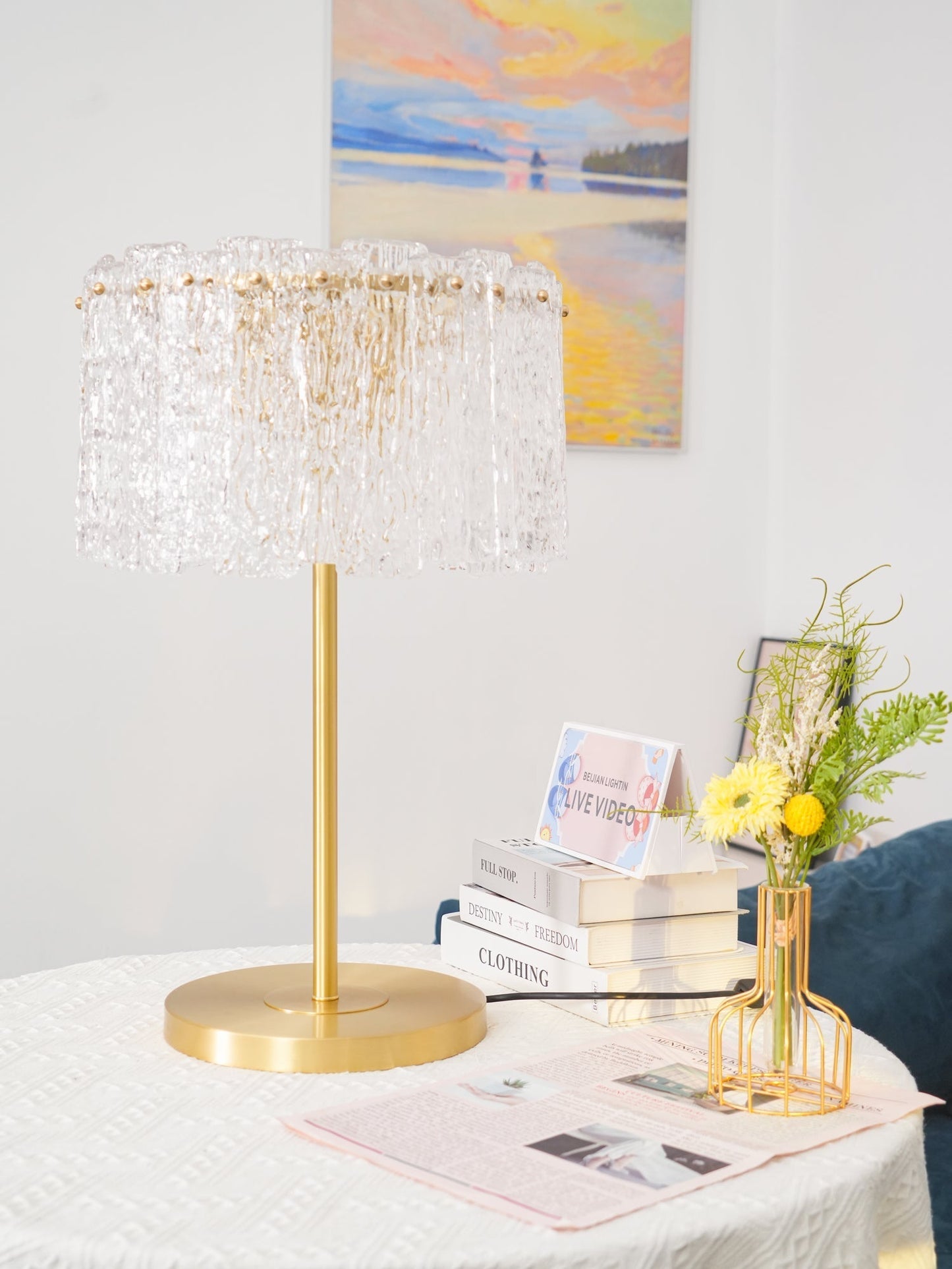 Glazen Tafellamp met Messing Voet – Design Verlichting voor Interieur