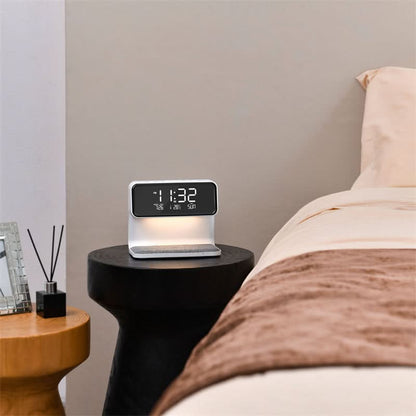 Multifunctioneel LED Wekker met Draadloze Oplader en Dimfunctie - Modern Design voor Nachtkastje
