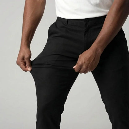 Slim fit chino met steekzakken