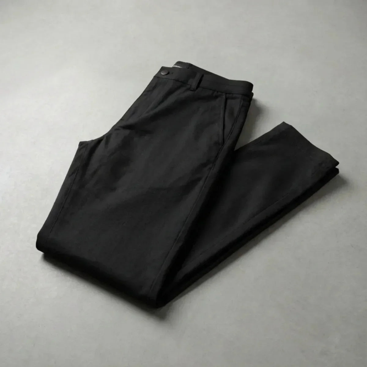 Slim fit chino met steekzakken