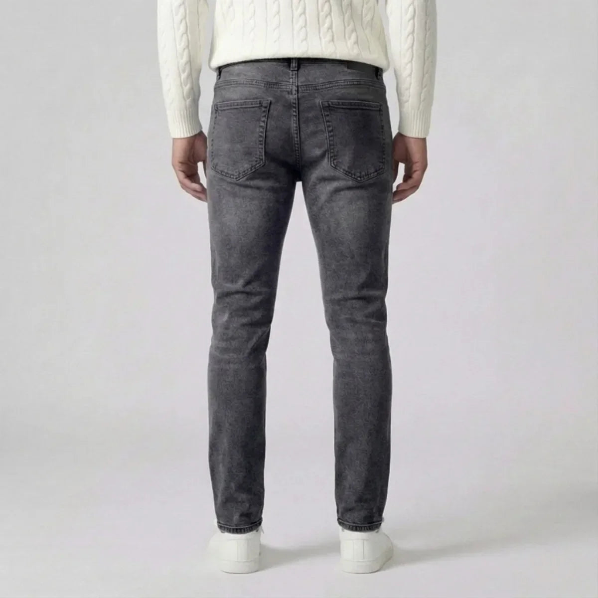 Slim fit jeans met lichte wassing en vijf-pocket stijl