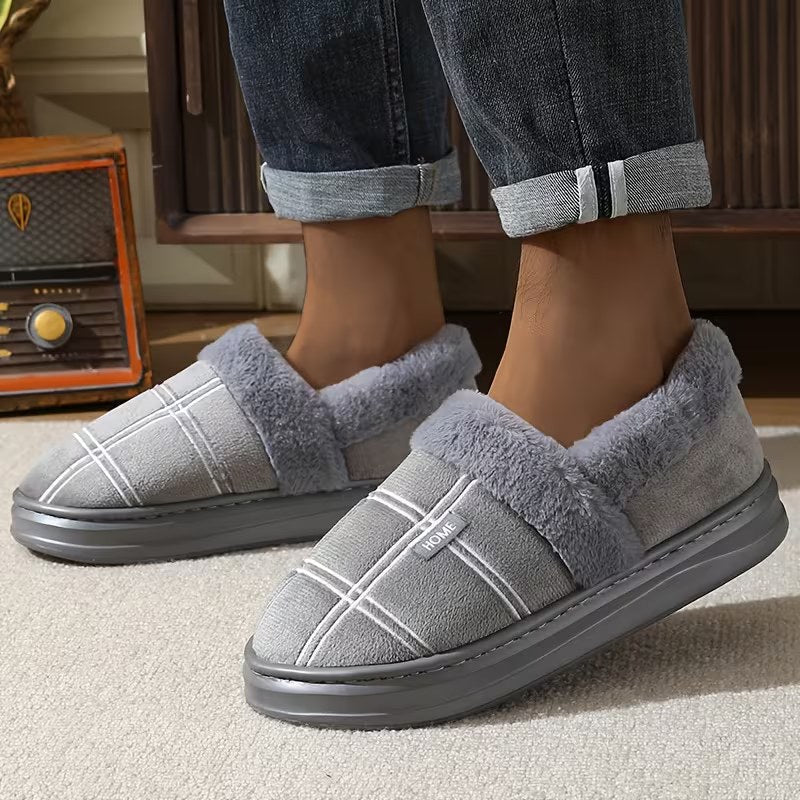 Slippers met geruit patroon en pluche voering