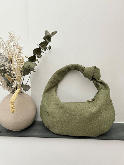 Gevlochten Zwart Hobo Tas met Knoop Detail Stijlvol